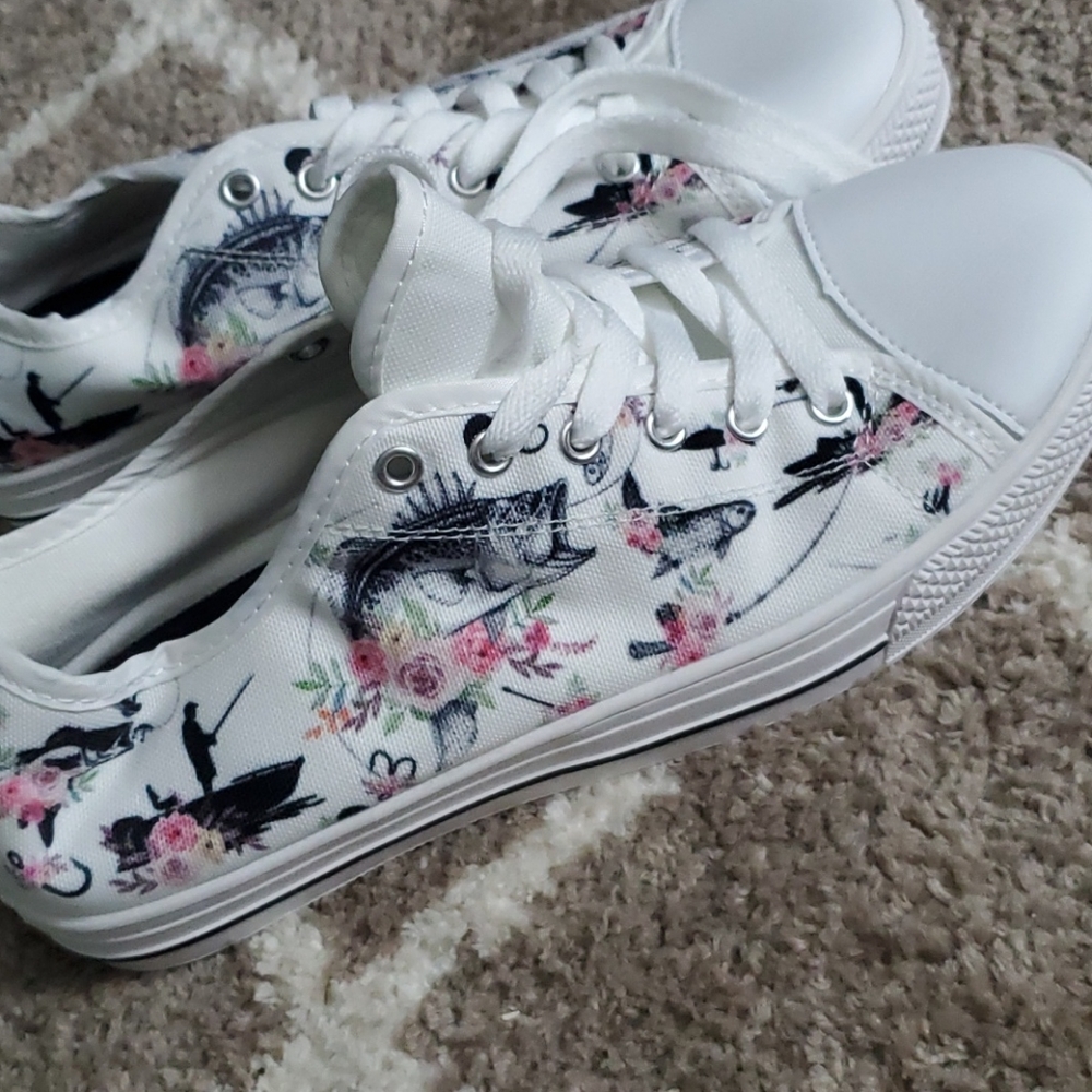 Womens shoes